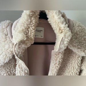 Abercrombie & Fitch Teddy Sherpa Jacket